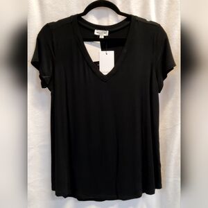 Sugarlips black S/S v neck t shirt